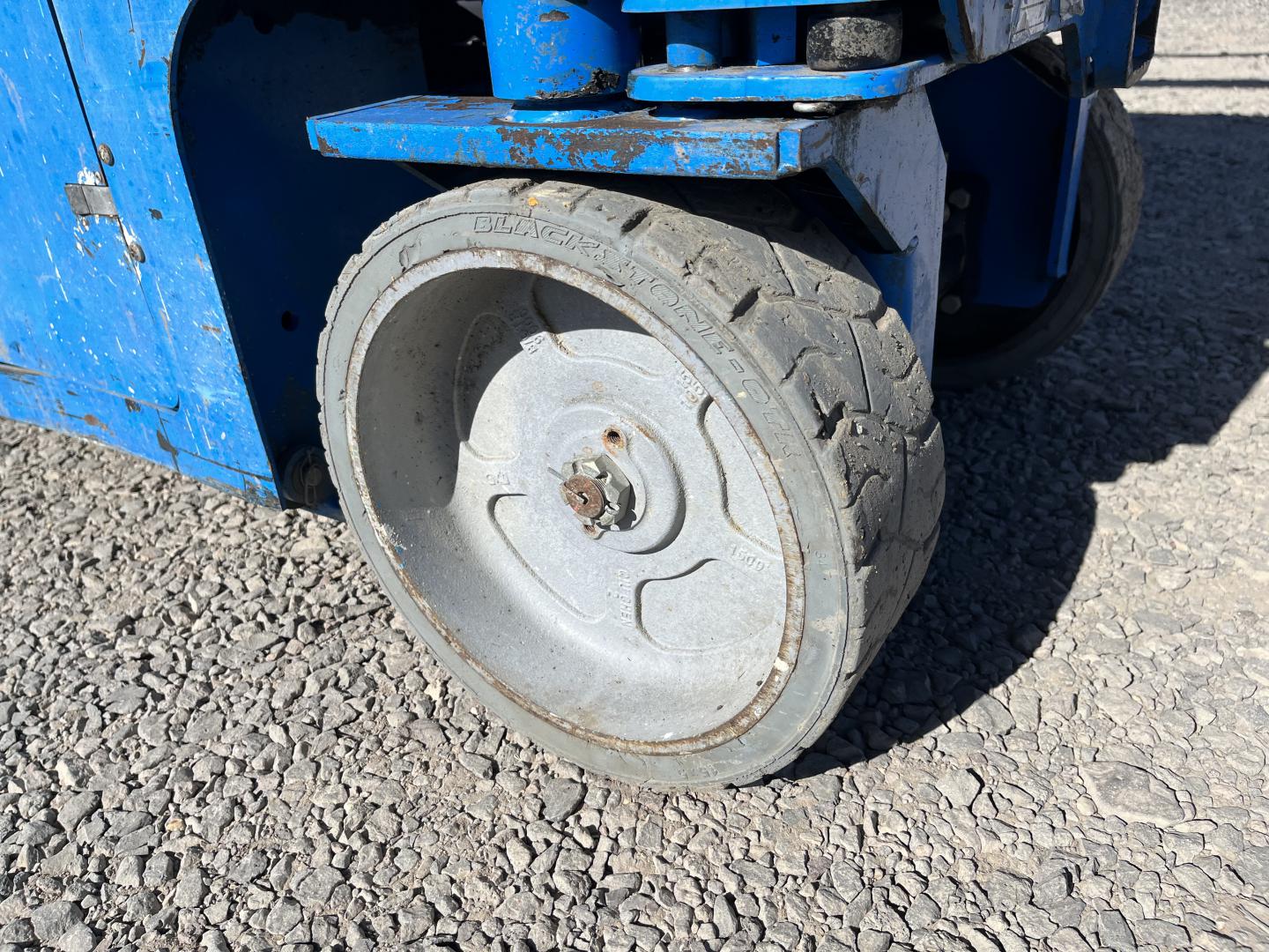 ./imagenes/INVOICE/2019/17419/ASCENSOR TIPO TIJERA GENIE GS-2632 (13).JPG